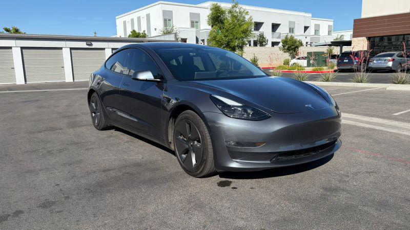 2022 Tesla Model 3 Long Range Dual Motor All-Wheel Drive