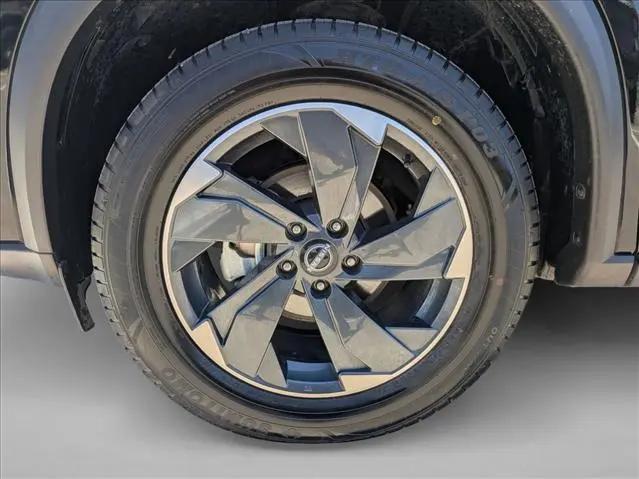 2025 Nissan Rogue SV FWD