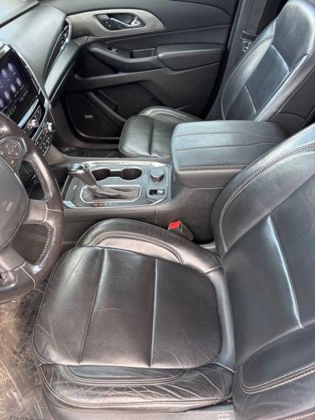2020 Chevrolet Traverse FWD LT Leather