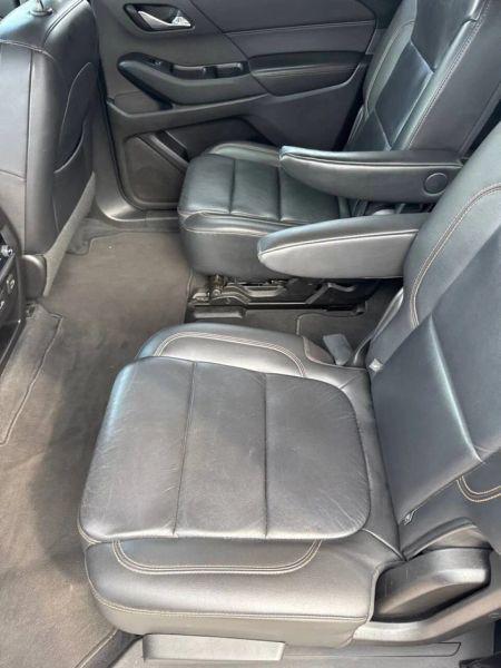 2020 Chevrolet Traverse FWD LT Leather