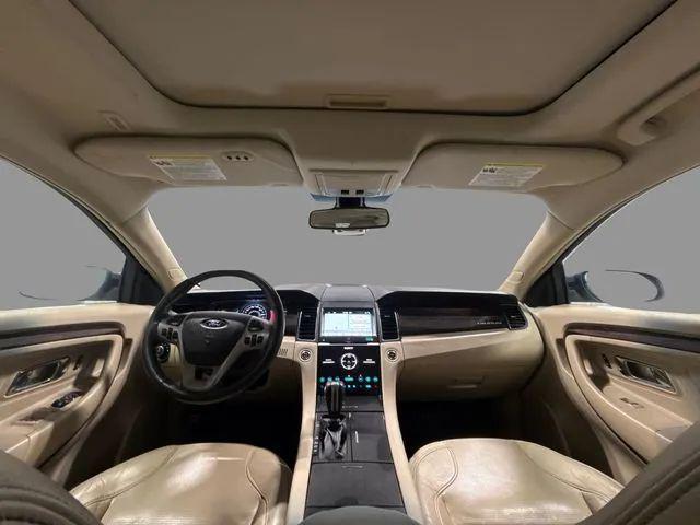2018 Ford Taurus Limited