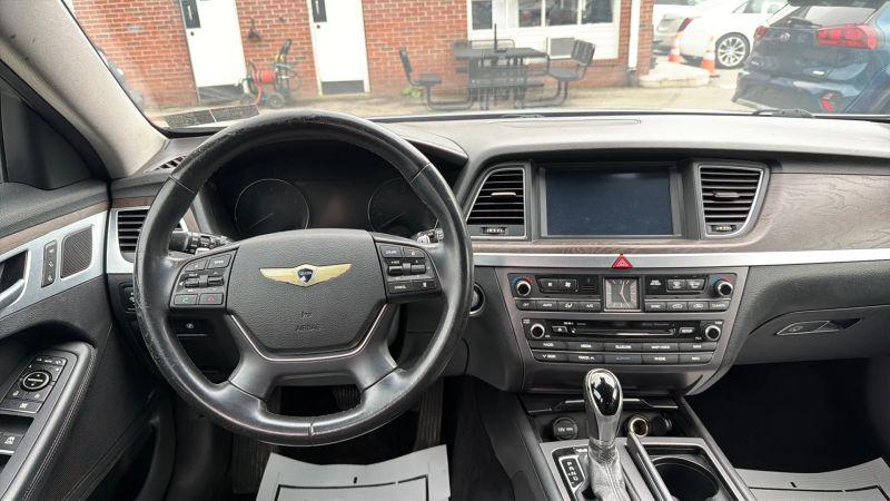 2015 Hyundai Genesis 5.0