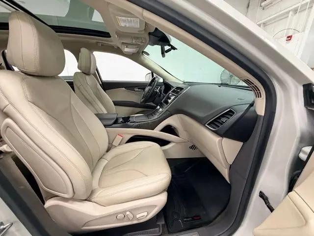 2020 Lincoln Nautilus Reserve