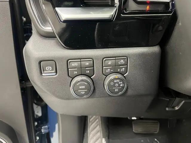 2026 Chevrolet Silverado 3500HD Crew Cab, Standard Bed, LTZ, 4WD