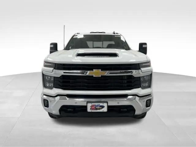 2026 Chevrolet Silverado 2500HD Crew Cab, Standard Bed, LT, 4WD