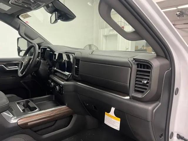 2026 Chevrolet Silverado 2500HD Crew Cab, Standard Bed, LT, 4WD
