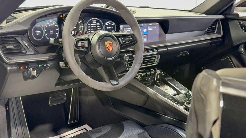 2020 Porsche 911 Carrera 4S Cabriolet