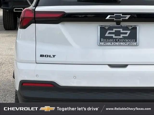 2027 Chevrolet Bolt LT FWD