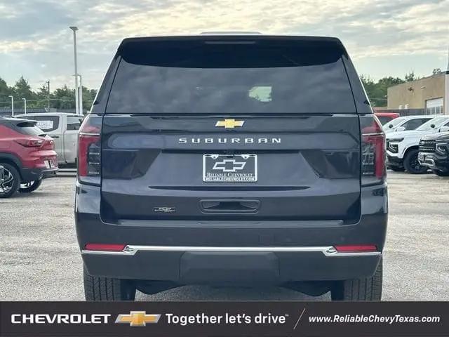 2026 Chevrolet Suburban LS, 4WD