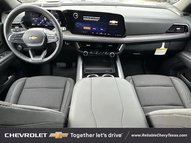 2026 Chevrolet Suburban LS, 4WD