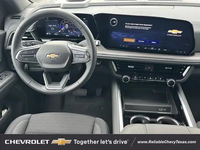 2026 Chevrolet Suburban LS, 4WD