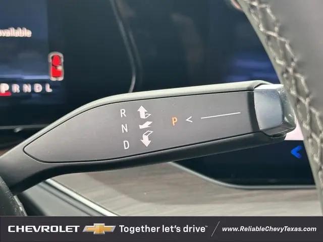2026 Chevrolet Suburban LS, 4WD