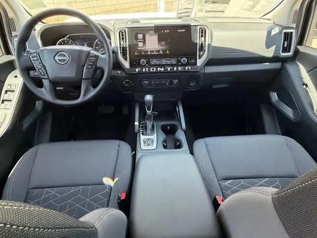 2026 Nissan Frontier Crew Cab SV 4x4