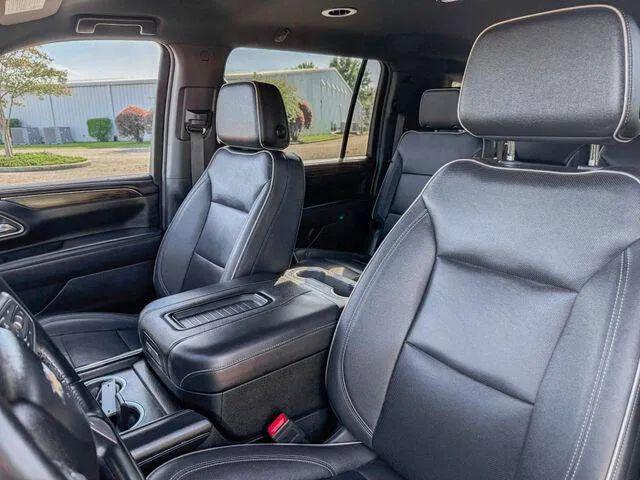 2023 Chevrolet Suburban 2WD Premier