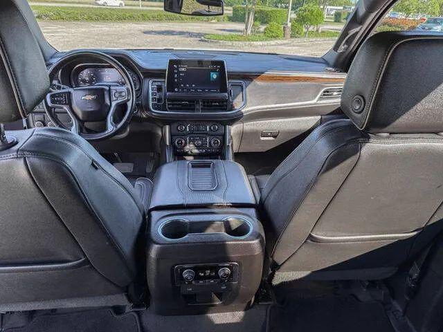 2023 Chevrolet Suburban 2WD Premier