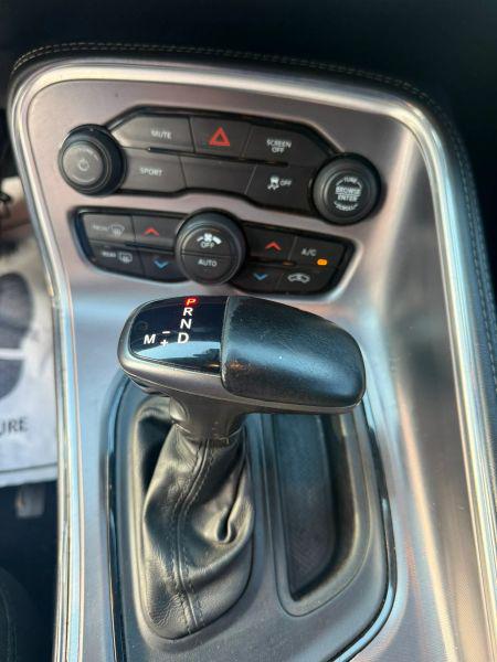 2019 Dodge Challenger SXT AWD