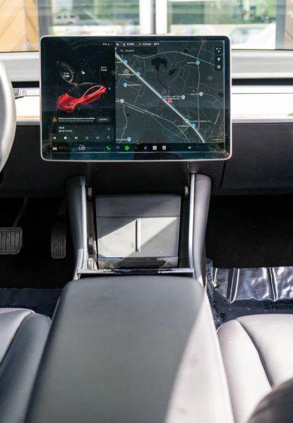 2020 Tesla Model 3 Standard Range Plus Rear-Wheel Drive