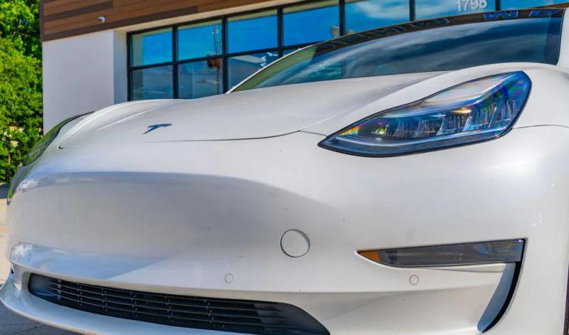 2020 Tesla Model 3 Standard Range Plus Rear-Wheel Drive