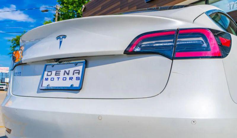 2020 Tesla Model 3 Standard Range Plus Rear-Wheel Drive