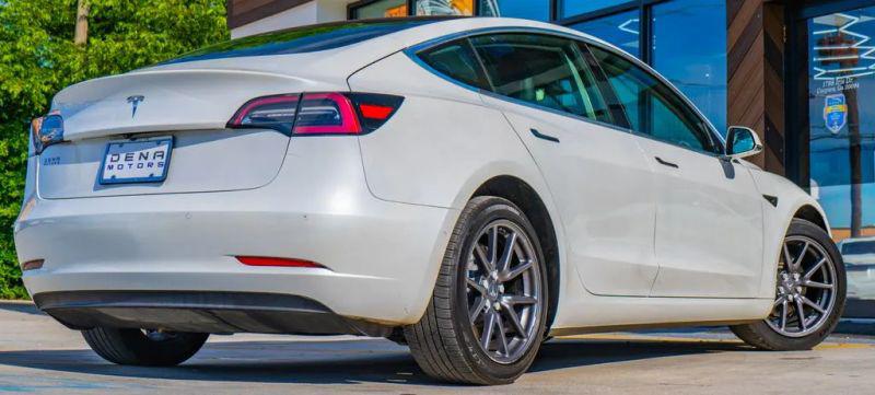 2020 Tesla Model 3 Standard Range Plus Rear-Wheel Drive