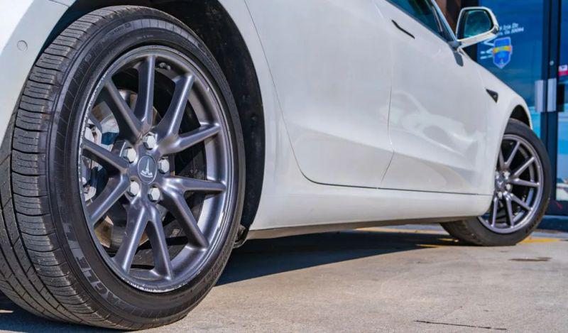 2020 Tesla Model 3 Standard Range Plus Rear-Wheel Drive