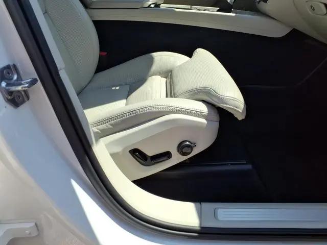 2021 Volvo XC60 T5 Inscription