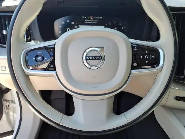 2021 Volvo XC60 T5 Inscription