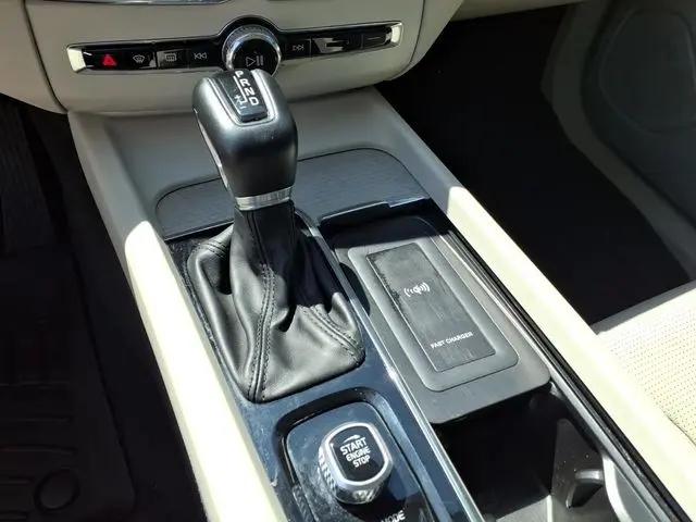 2021 Volvo XC60 T5 Inscription