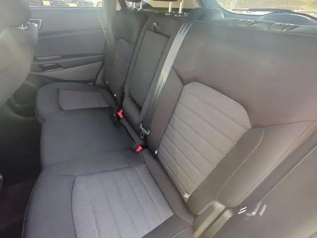 2020 Ford Edge SE
