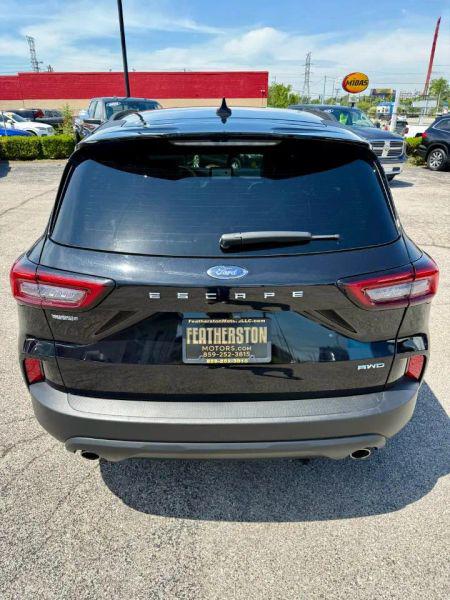 2025 Ford Escape ST-Line