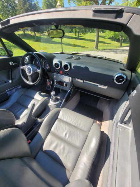 2001 Audi TT Base