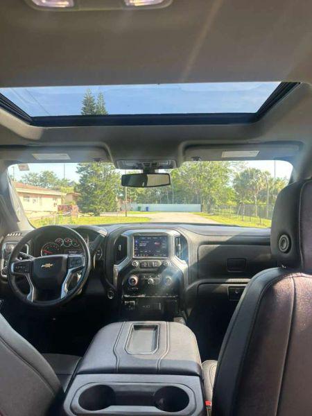 2022 Chevrolet Silverado 1500 2WD Crew Cab Short Bed LTZ