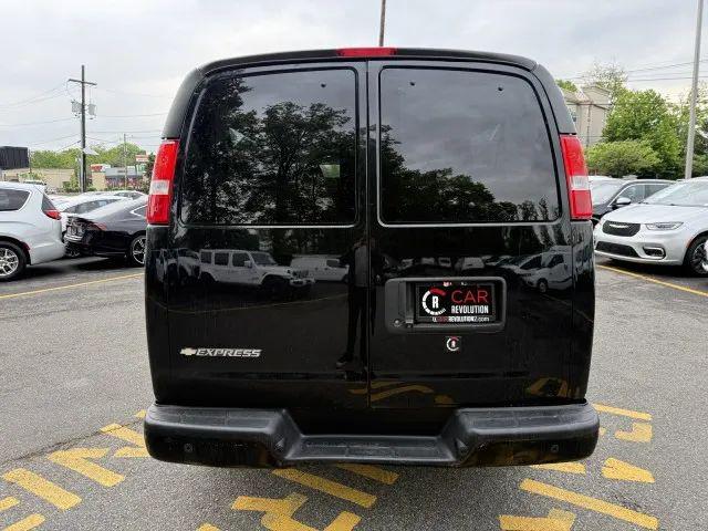 2019 Chevrolet Express LS