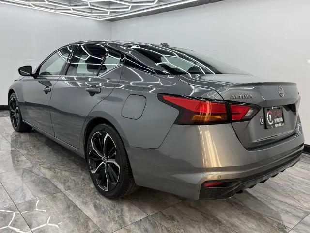 2023 Nissan Altima SR FWD