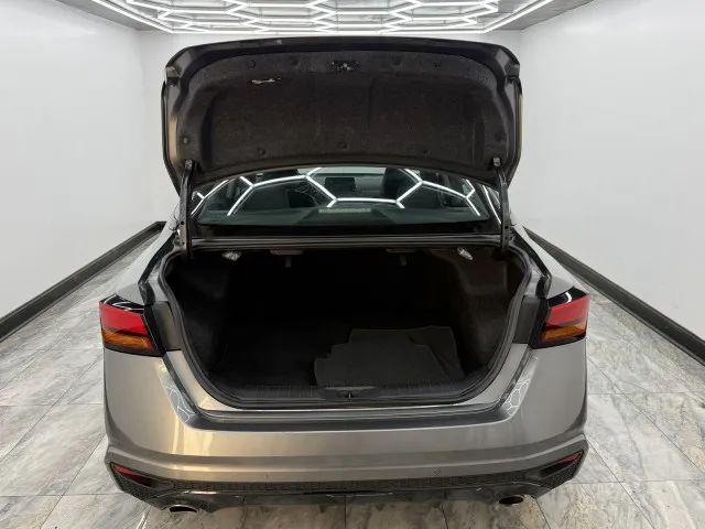 2023 Nissan Altima SR FWD