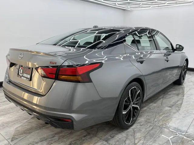 2023 Nissan Altima SR FWD