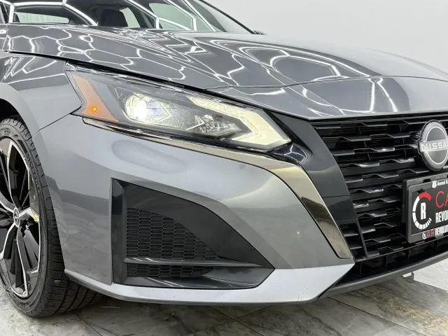 2023 Nissan Altima SR FWD
