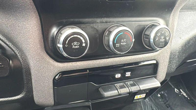 2022 Ram 2500 Tradesman Crew Cab 4x4 8' Box