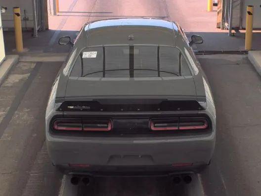 2018 Dodge Challenger 392 Hemi Scat Pack Shaker