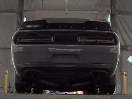 2018 Dodge Challenger 392 Hemi Scat Pack Shaker