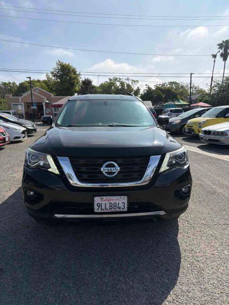 2020 Nissan Pathfinder SL 4WD