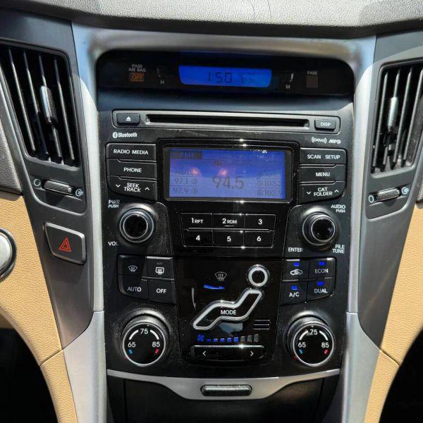 2012 Hyundai Sonata Hybrid Base