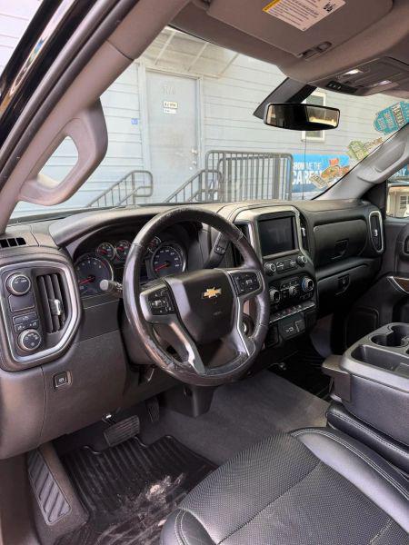 2021 Chevrolet Silverado 1500 2WD Crew Cab Short Bed LT