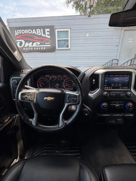 2021 Chevrolet Silverado 1500 2WD Crew Cab Short Bed LT