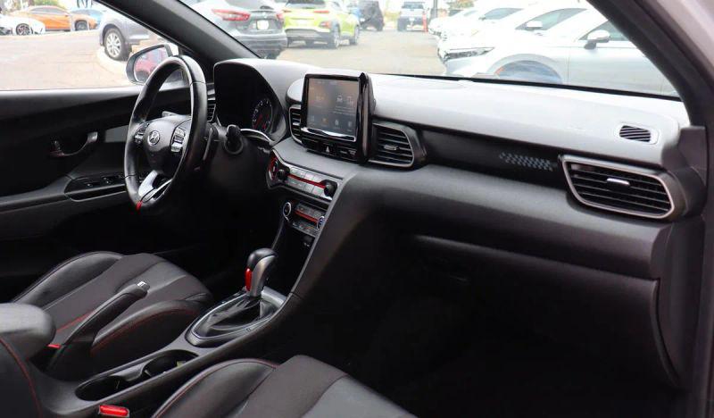 2019 Hyundai Veloster Turbo