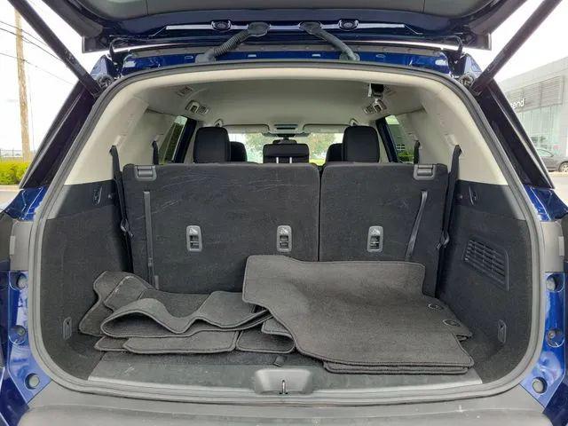 2025 Nissan Pathfinder SV 4WD