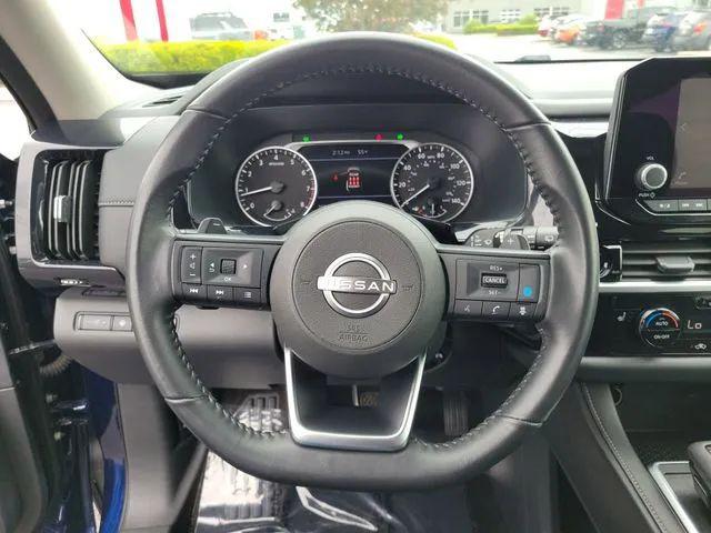 2025 Nissan Pathfinder SV 4WD