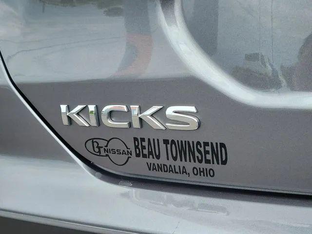 2024 Nissan Kicks S Xtronic CVT