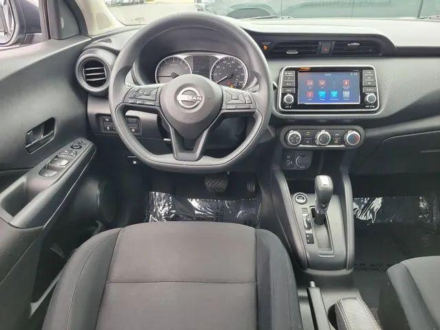 2024 Nissan Kicks S Xtronic CVT