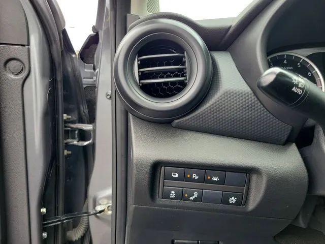 2024 Nissan Kicks S Xtronic CVT